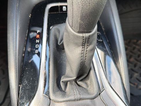 Used 2023 Toyota Corolla LE FWD image 11