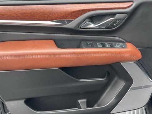 Used 2024 GMC Yukon XL Denali Ultimate image 14