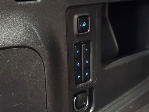 Certified 2025 Ford Expedition Platinum image 37