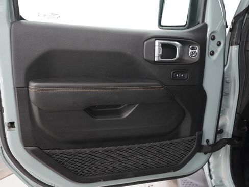Used 2024 Jeep Wrangler Unlimited Sahara w/ Safety Group AWD/4WD image 20