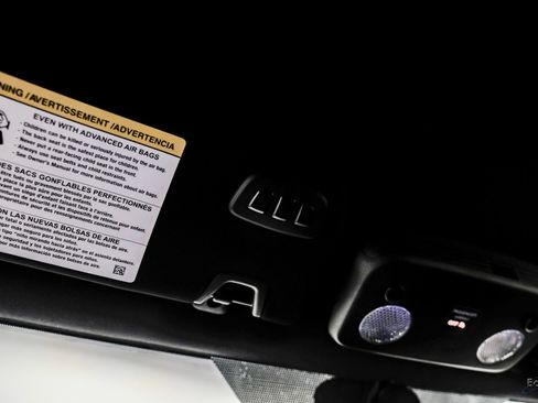 Used 2021 Ford Mustang Shelby GT500 w/ Technology Package image 50