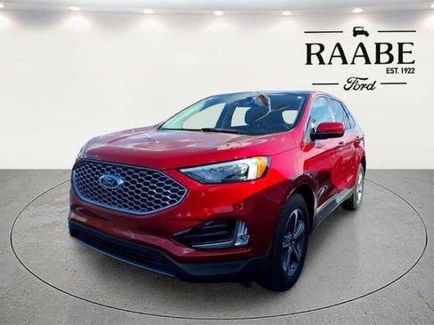 Used 2023 Ford Edge SEL w/ Convenience Package image 2