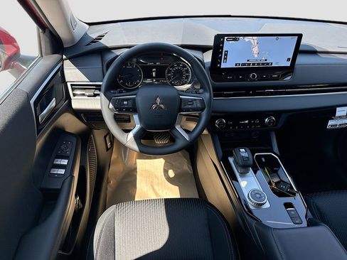 New 2026 Mitsubishi Outlander ES FWD image 22
