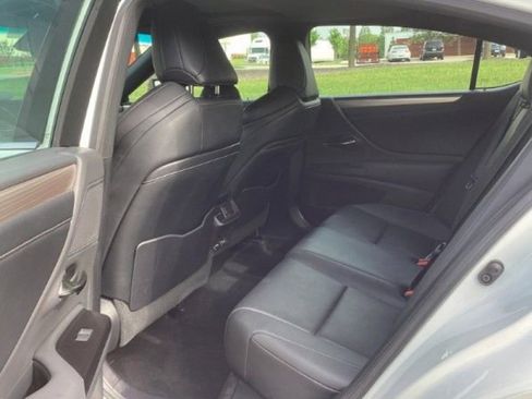 Used 2020 Lexus ES 350 F Sport w/ Accessory Package 2 FWD image 13