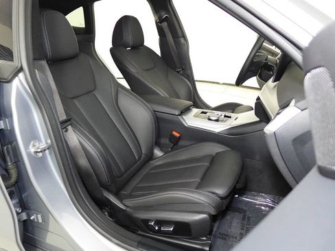 Used 2023 BMW i4 eDrive35 w/ Premium Package RWD image 19