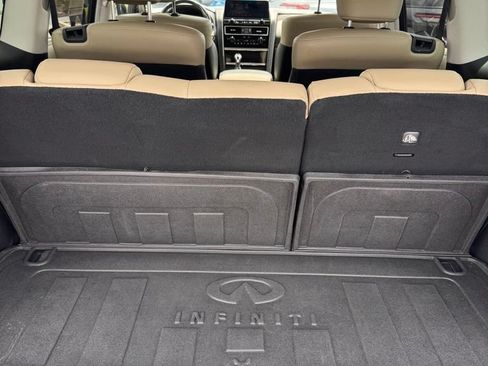 Used 2022 INFINITI QX80 Premium Select w/ All-Season Package AWD/4WD image 16