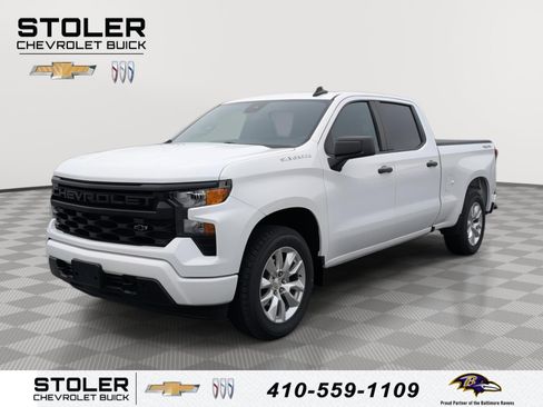 Used 2023 Chevrolet Silverado 1500 Custom image 1