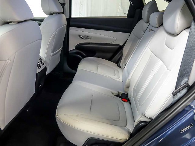 Used 2026 Hyundai Tucson SEL Plus AWD/4WD image 14