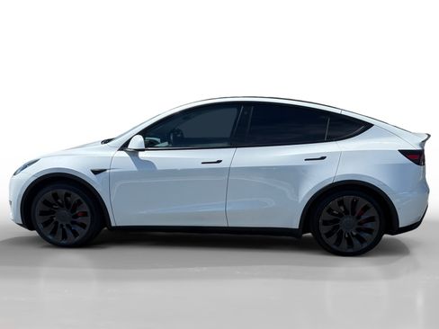 Used 2022 Tesla Model Y Performance AWD/4WD image 2