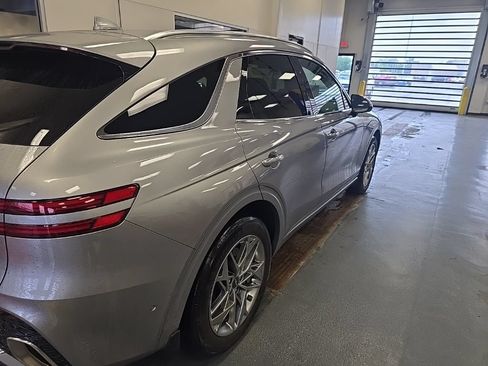 Used 2023 Genesis GV70 2.5T w/ Advanced Package AWD/4WD image 2