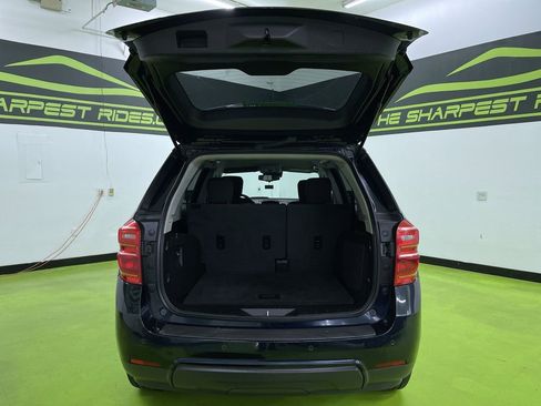 Used 2017 Chevrolet Equinox LT w/ Driver Confidence Package II image 9