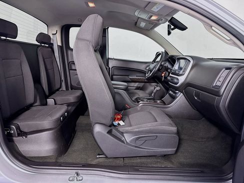 Used 2018 GMC Canyon SLE RWD image 31