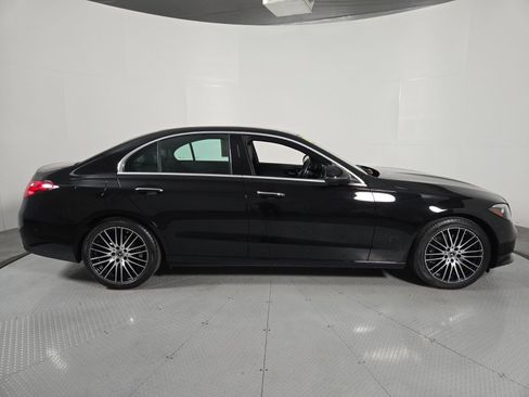 Used 2025 Mercedes-Benz C 300 Sedan image 3