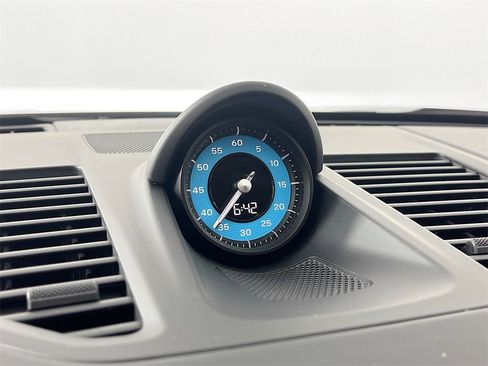 Certified 2026 Porsche 911 Carrera GTS image 27