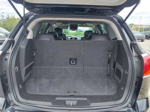 Used 2017 Buick Enclave Premium w/ Experience Buick Package FWD image 12