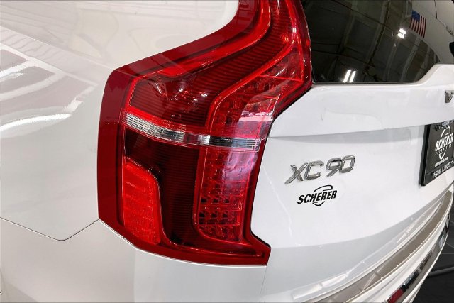 Certified 2024 Volvo XC90 T8 Plus w/ Protection Package Premier AWD/4WD image 34