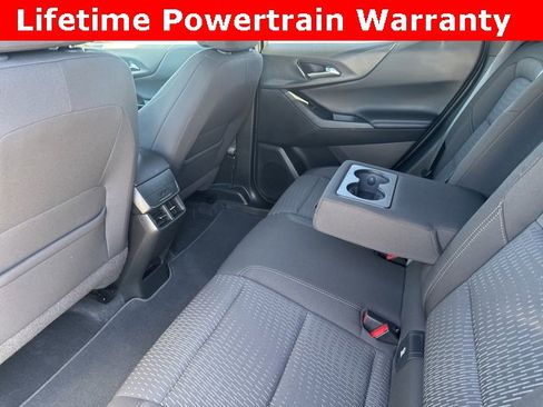 Used 2025 Chevrolet Equinox LT image 20