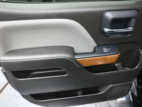 Used 2018 Chevrolet Silverado 1500 LTZ w/ Sport Package image 19