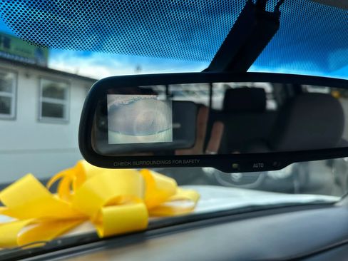 Used 2011 Toyota Tacoma PreRunner w/ TRD Sport Pkg image 22