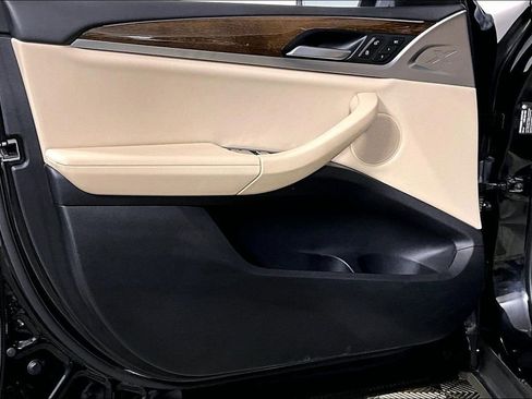 Used 2023 BMW X3 sDrive30i w/ Premium Package image 22