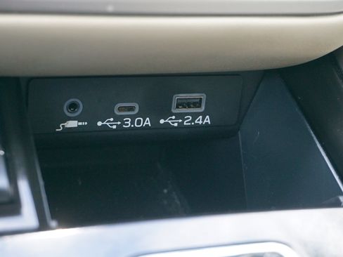 Used 2023 Subaru Outback Limited AWD/4WD image 20