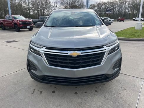Used 2024 Chevrolet Equinox LS w/ LS Convenience Package image 9