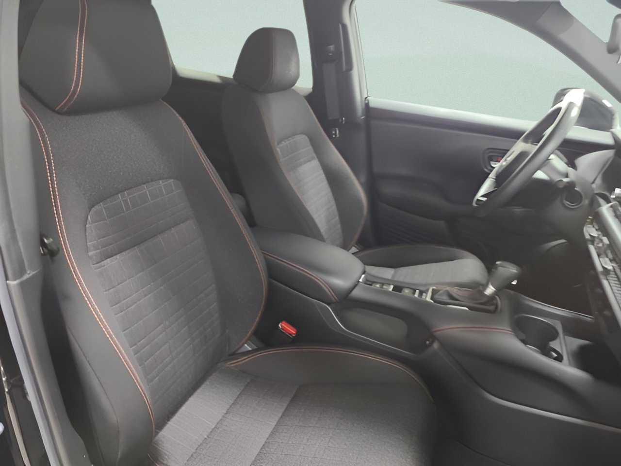 Used 2024 Honda HR-V Sport image 13