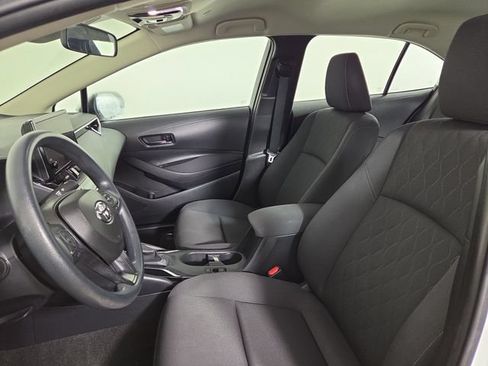 Used 2024 Toyota Corolla LE FWD image 13