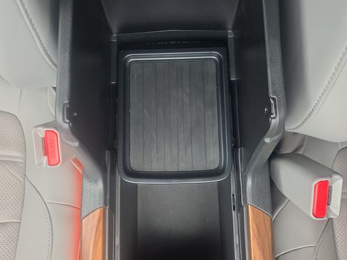 Used 2022 Honda CR-V Touring image 25