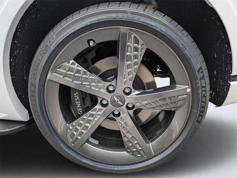 New 2025 Genesis GV70 2.5T w/ Sport Prestige Package image 11