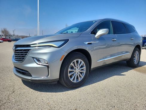 Certified 2023 Buick Enclave Essence w/ Trailering Package, 5000 lbs. AWD/4WD image 2