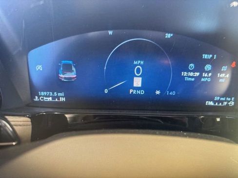 Used 2023 Lincoln Corsair Reserve image 4