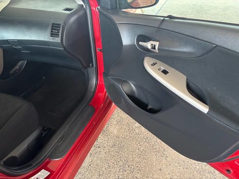 Used 2010 Toyota Corolla S FWD image 26