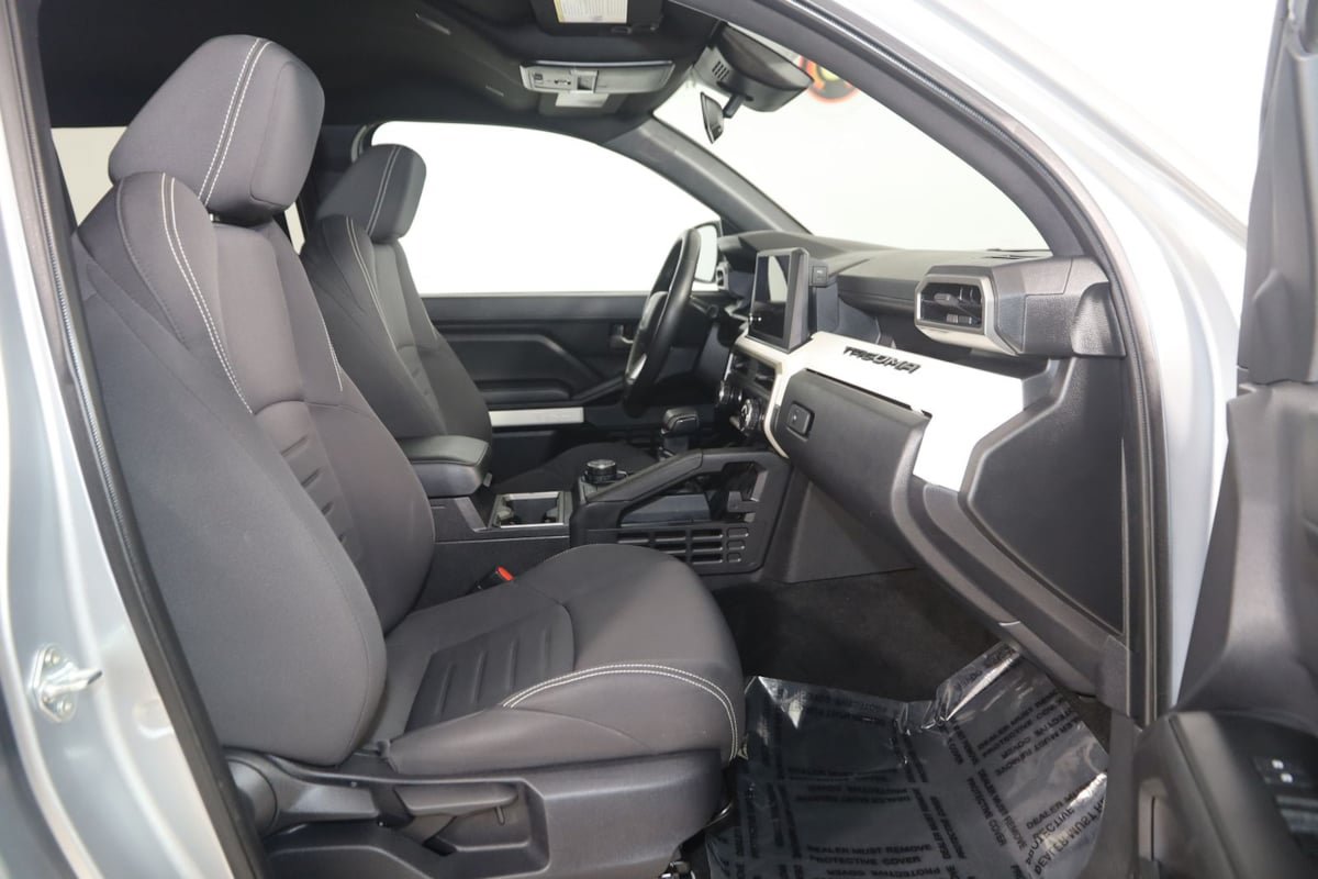 Used 2024 Toyota Tacoma TRD Off-Road AWD/4WD image 11