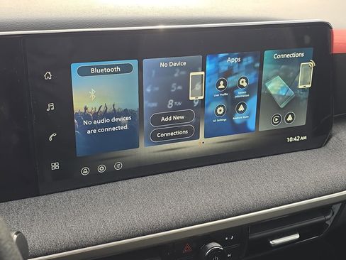 New 2026 Nissan Kicks SV w/ SV Premium Package image 19