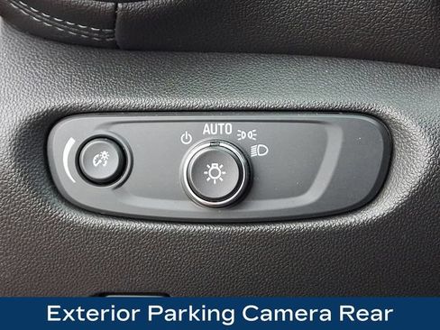 Used 2020 Chevrolet Blazer LT AWD/4WD image 9