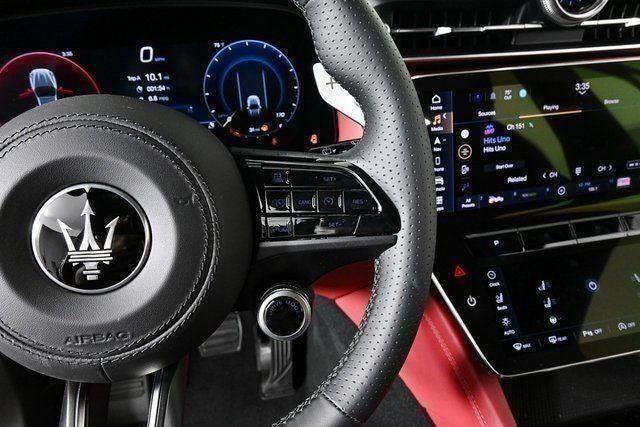 New 2025 Maserati Grecale GT AWD/4WD image 13