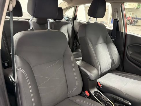 Used 2018 Ford Fiesta SE FWD image 9