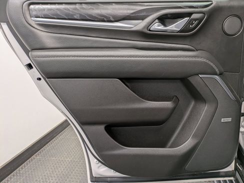 Used 2021 GMC Yukon Denali w/ Denali Premium Package image 21