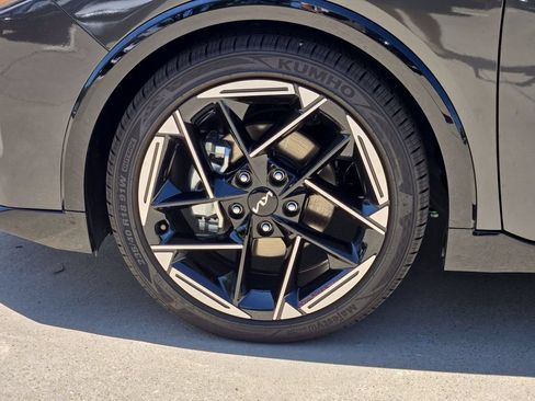 New 2026 Kia K4 GT-Line FWD image 9