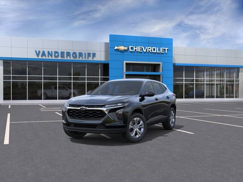 New 2026 Chevrolet Trax LS FWD image 8