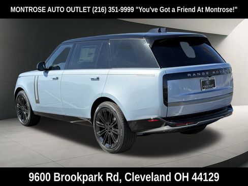 New 2026 Land Rover Range Rover Long Wheelbase SE AWD/4WD image 3