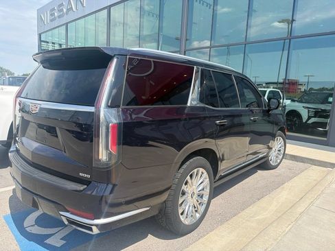 Used 2021 Cadillac Escalade Premium Luxury w/ Driver Assist Tech Package AWD/4WD image 3
