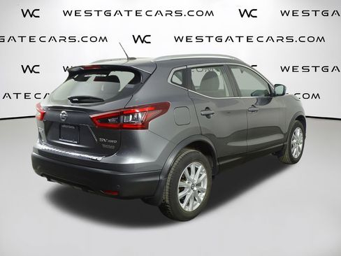 Used 2020 Nissan Rogue Sport SV image 48