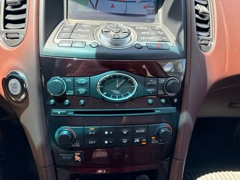 Used 2017 INFINITI QX50 AWD w/ Premium Plus Package image 20