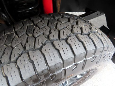 Used 2021 Ford F350 Lariat image 12