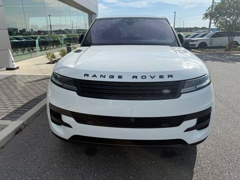 Used 2023 Land Rover Range Rover Sport SE AWD/4WD image 3