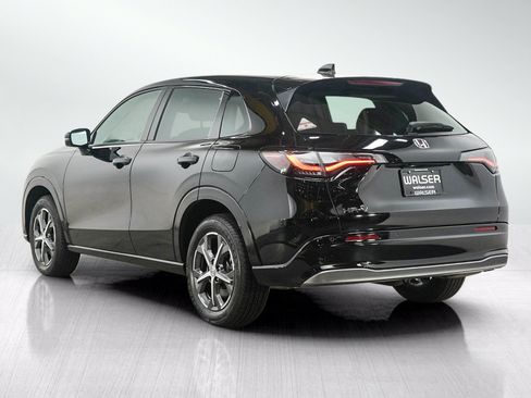 Used 2024 Honda HR-V EX-L image 3
