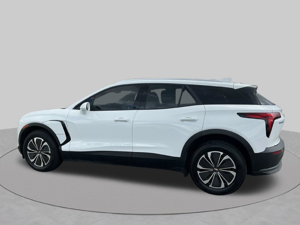 Used 2024 Chevrolet Blazer EV LT AWD/4WD image 4