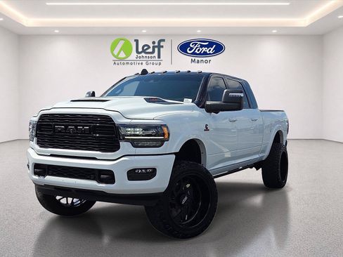 Used 2024 RAM 2500 Limited AWD/4WD image 3